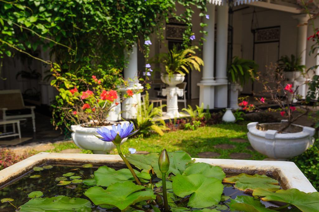 Villa Blanco Dehiwala-Mount Lavinia Екстериор снимка