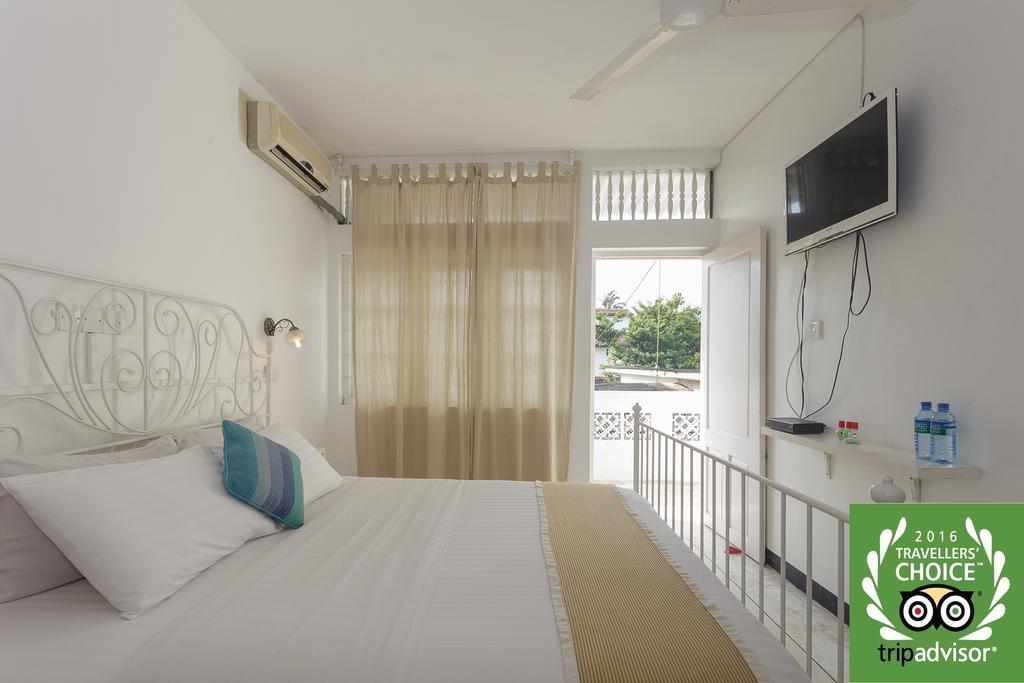 Villa Blanco Dehiwala-Mount Lavinia Екстериор снимка