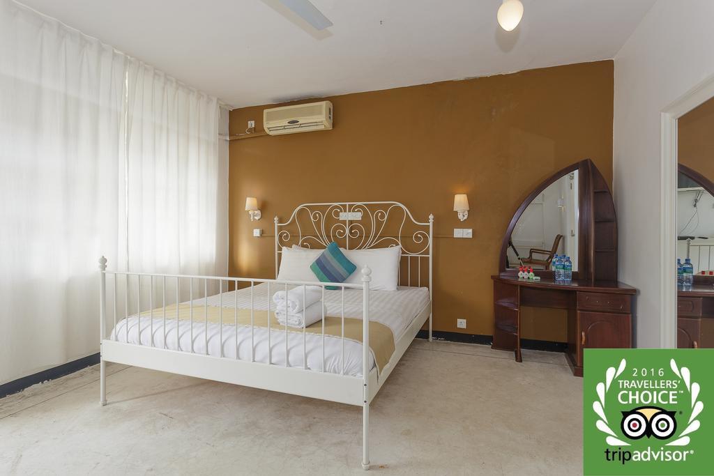 Villa Blanco Dehiwala-Mount Lavinia Екстериор снимка