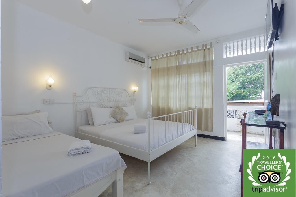 Villa Blanco Dehiwala-Mount Lavinia Екстериор снимка