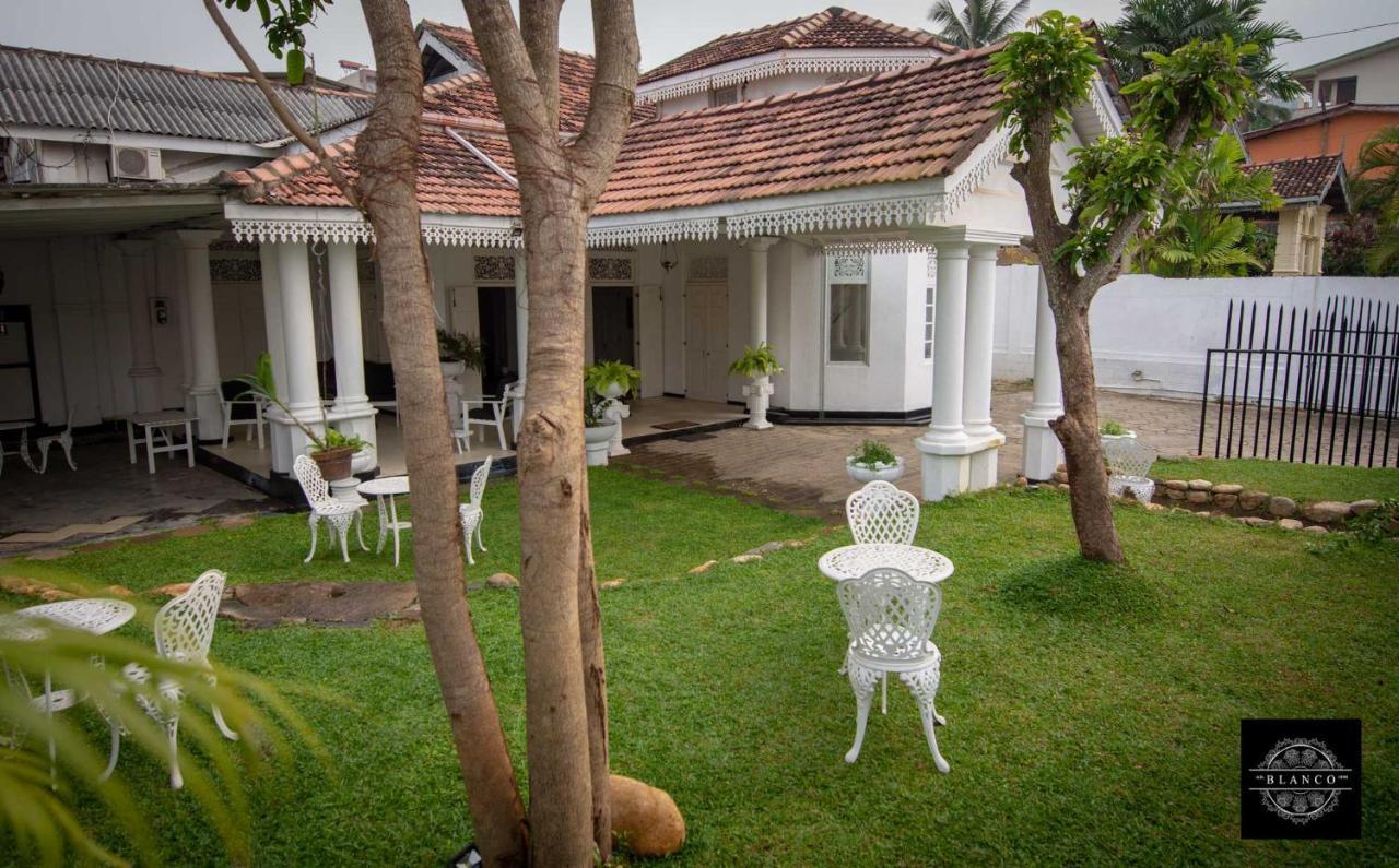 Villa Blanco Dehiwala-Mount Lavinia Екстериор снимка