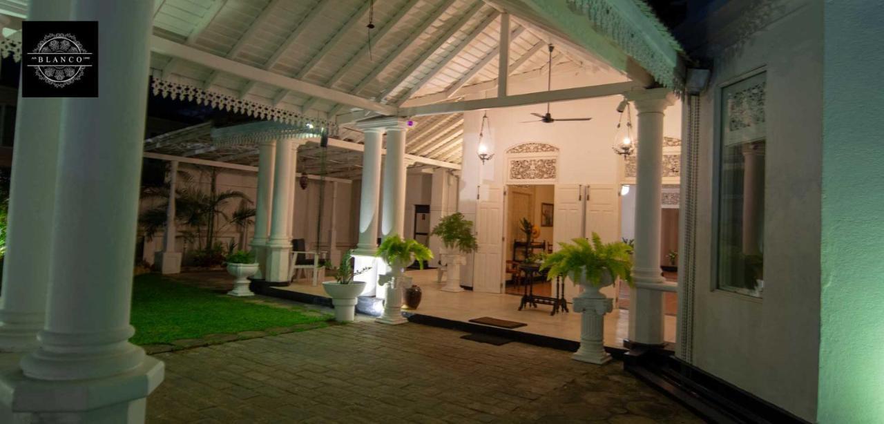 Villa Blanco Dehiwala-Mount Lavinia Екстериор снимка